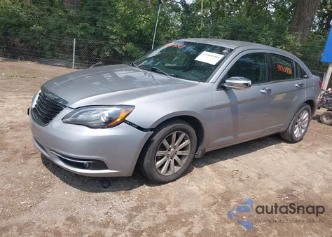 2013 Chrysler 200 Limited из США, поврежденный, VIN 1C3CCBCG3DN664587